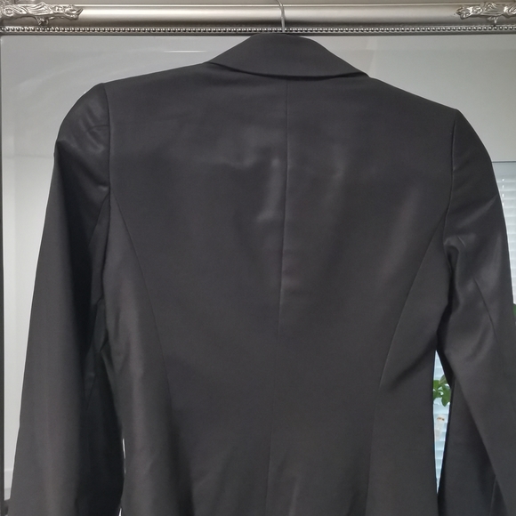 Talula Babaton - Picture 5 of 10